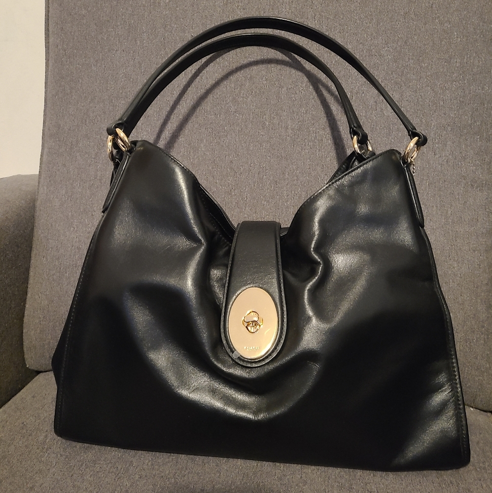 NWT Coach Black Carlyle Shoulder Bag F37637